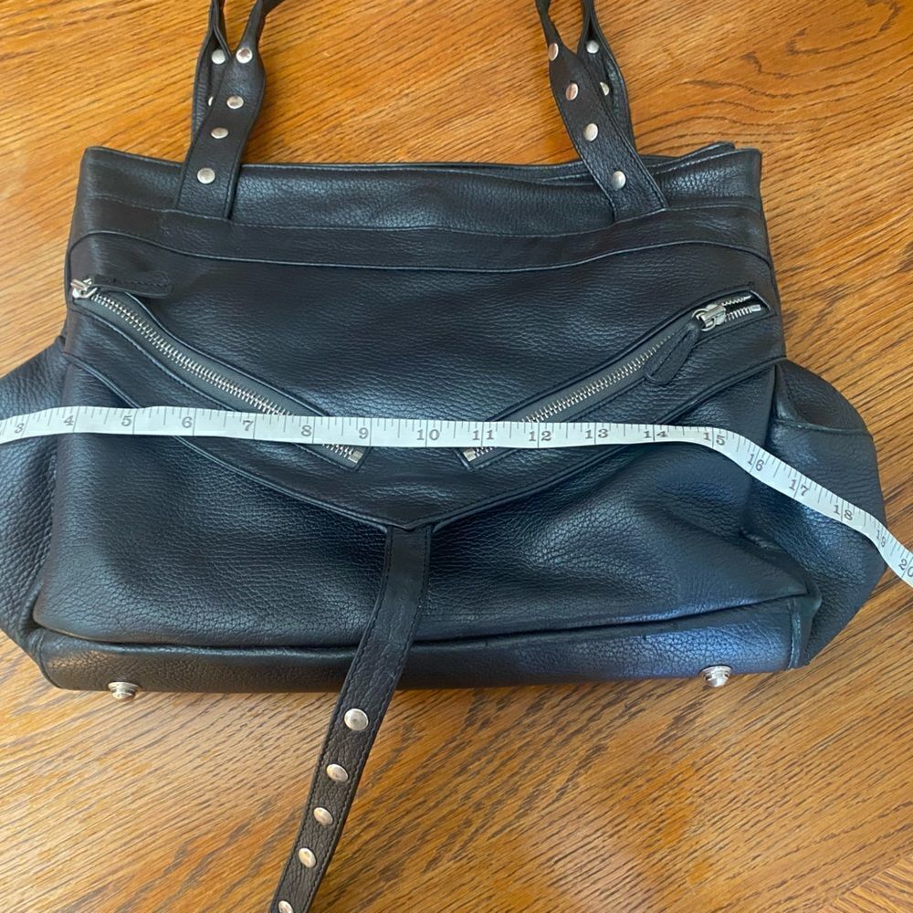 Botkier Large Trigger Satchel 💕like new💕 - Picture 10 of 10